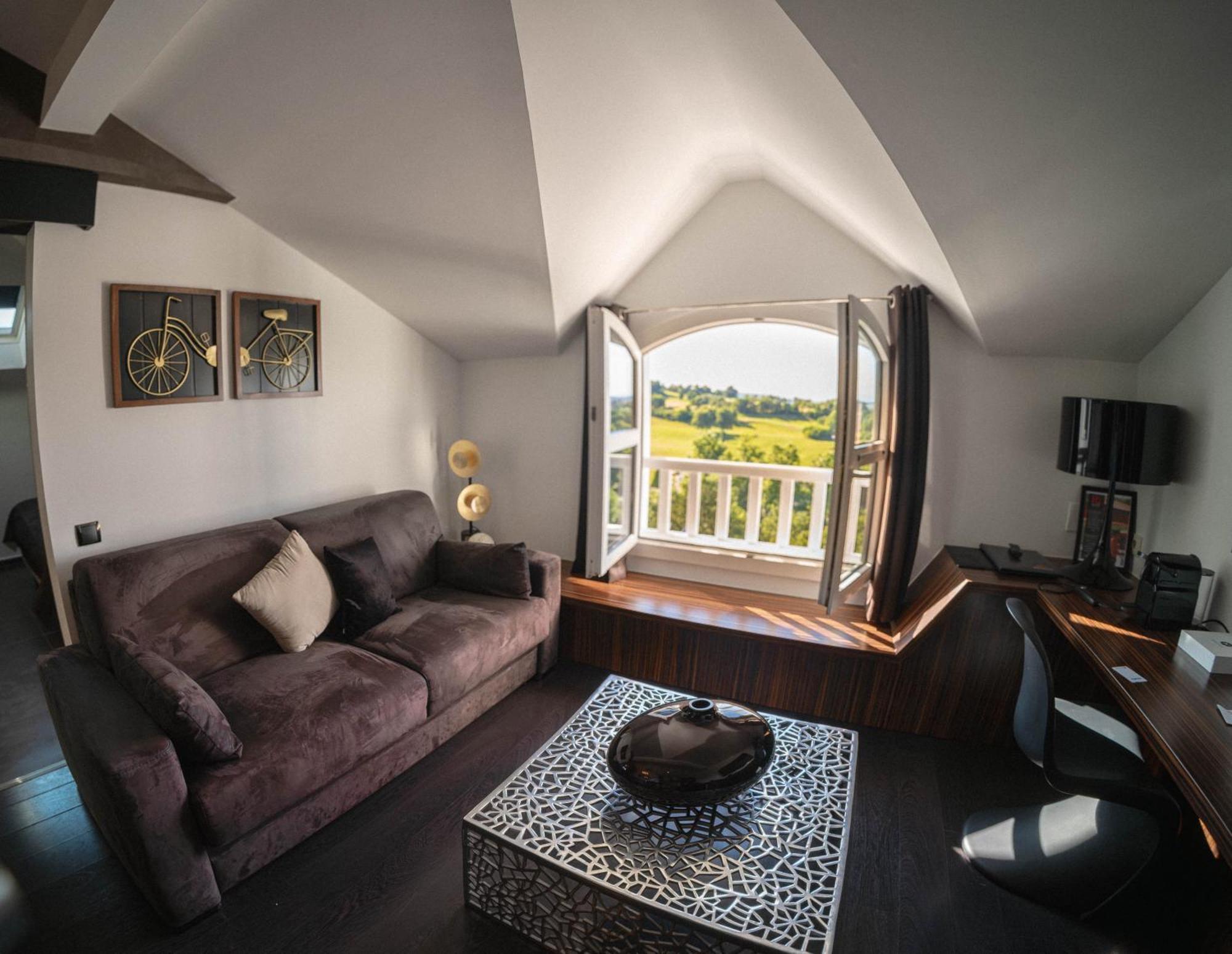 Hotel Du Golf Saint-Etienne  Buitenkant foto